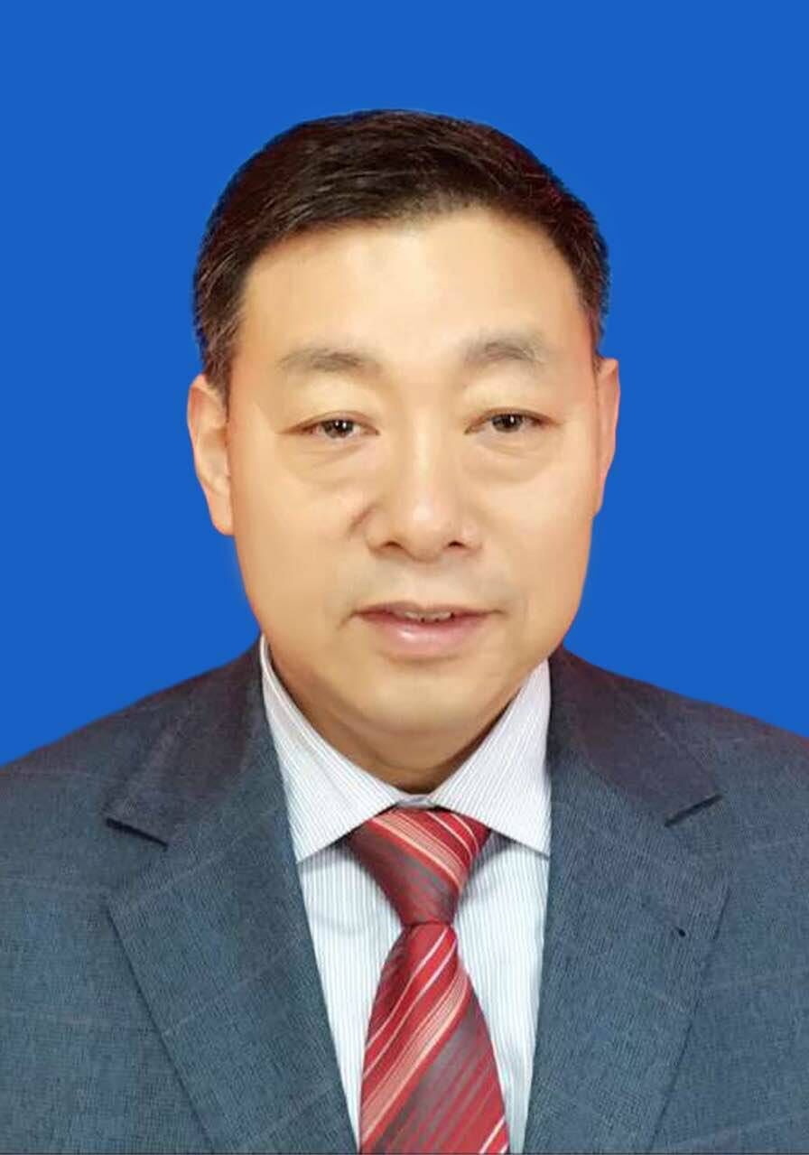第十五届优秀企业家/建德南方水泥有限公司总经理张长江
