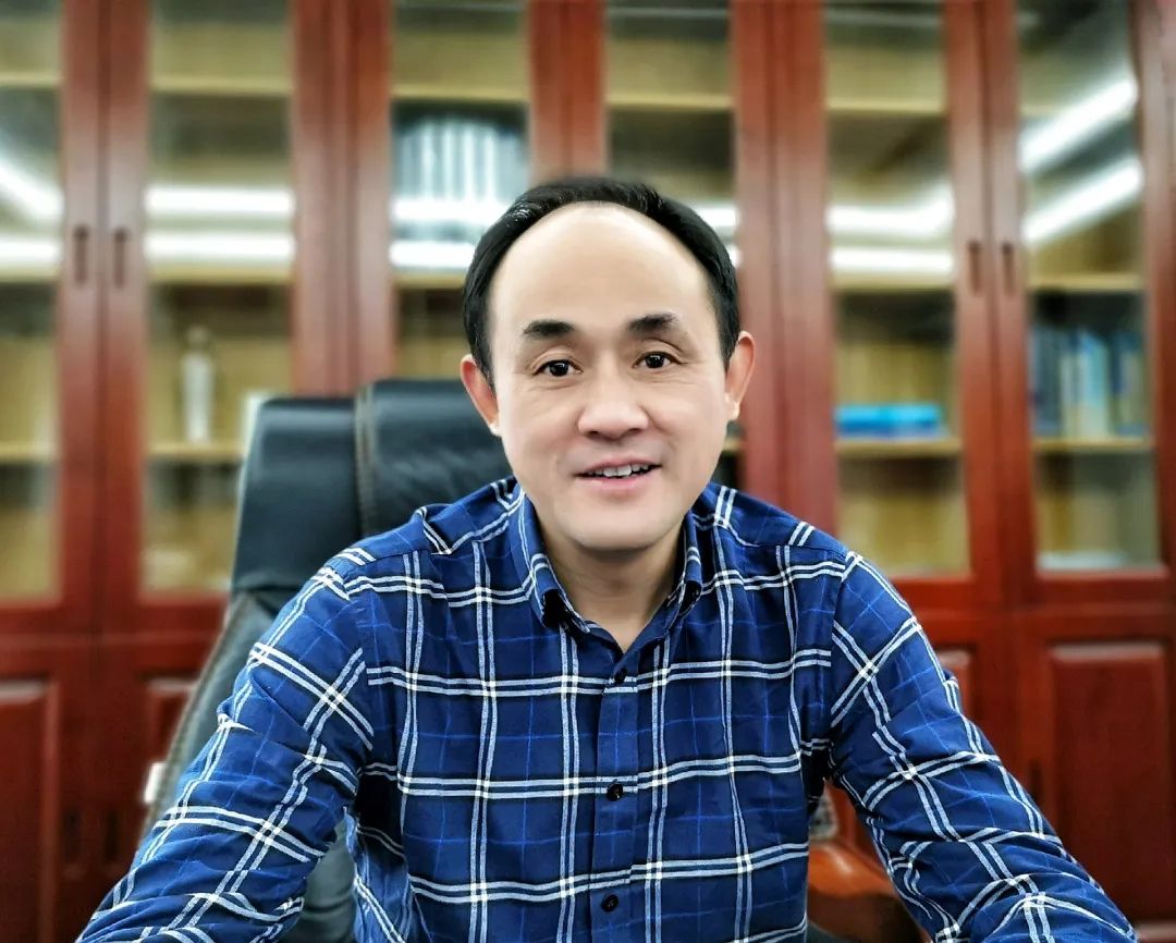 第十八届杭州市优秀企业家——屹通新材创始人、董事长兼总经理汪志荣